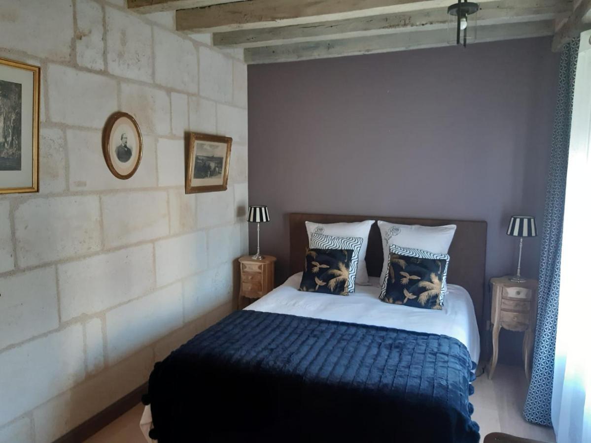 Agreables Chambres D'Hotes Dans Maison Xviiie ヴィヌィユ エクステリア 写真